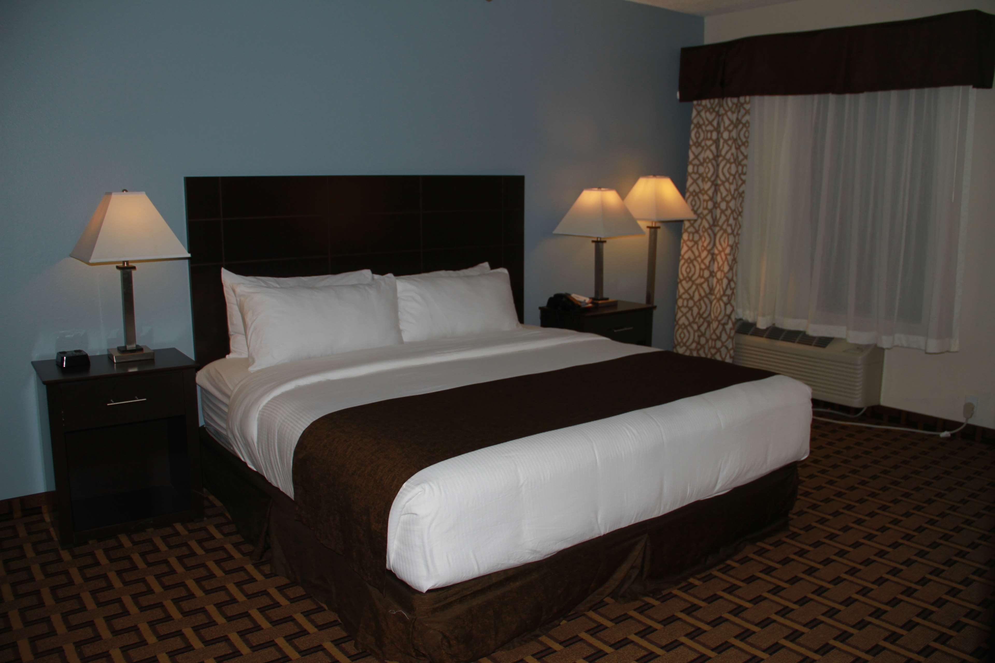 Surestay Plus Hotel By Best Western Coralville Iowa City Pokoj fotografie